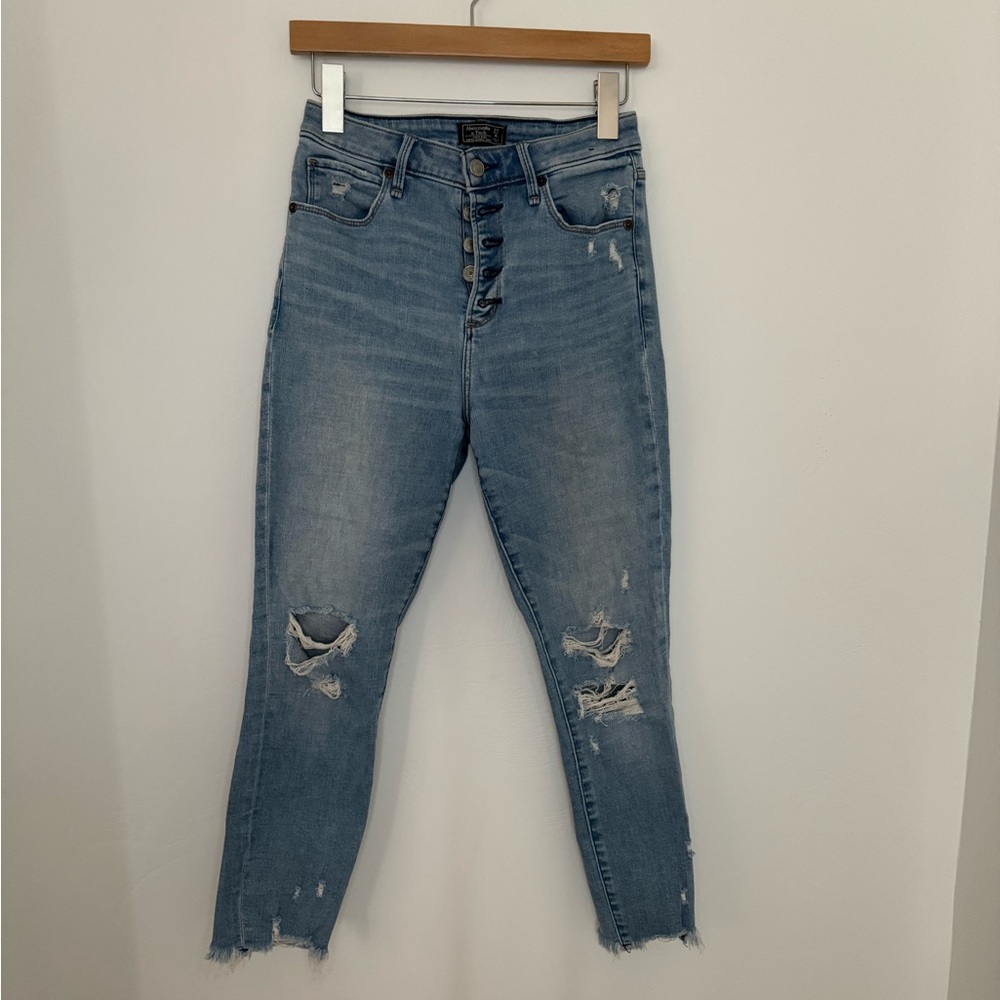Abercrombie Curve Love High Rise Skinny Ankle. Size 27/4
